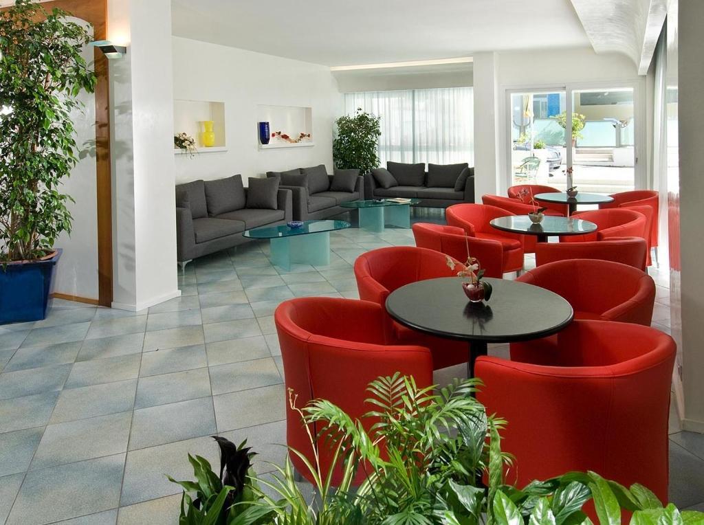 Hotel Majestic Gabicce Mare Exteriör bild